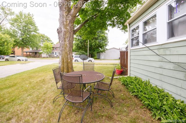 250 1st Street, Milan, MI 48160