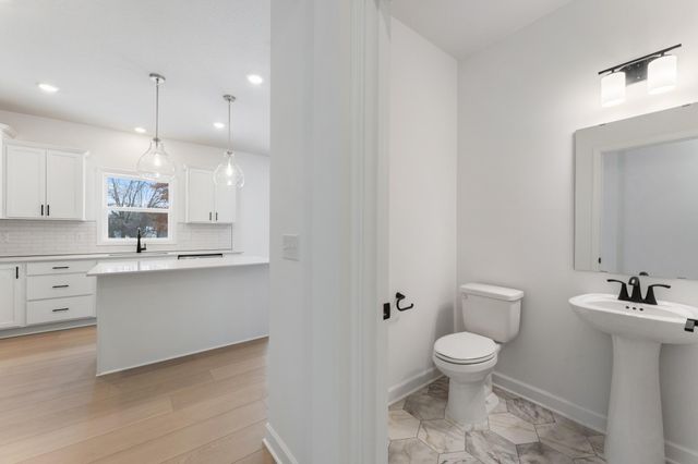 7538 Upper 42nd Street N, Oakdale, MN 55128