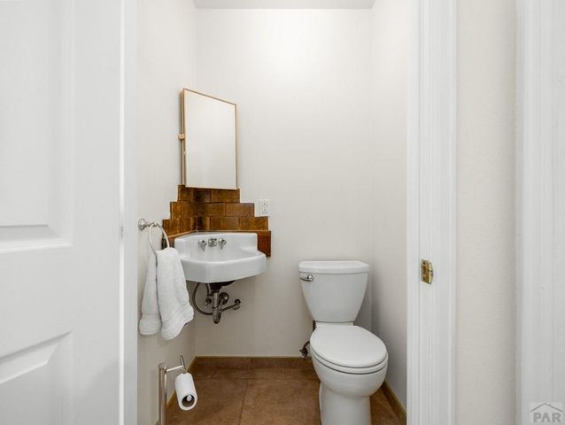 1040 28th Lane, Pueblo, CO 81006