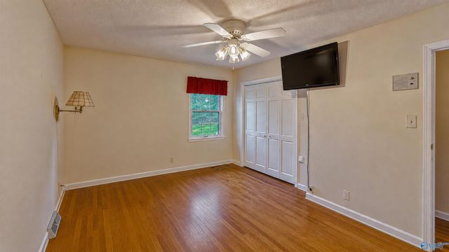 7101 Jones Valley Drive, Huntsville, AL 35802