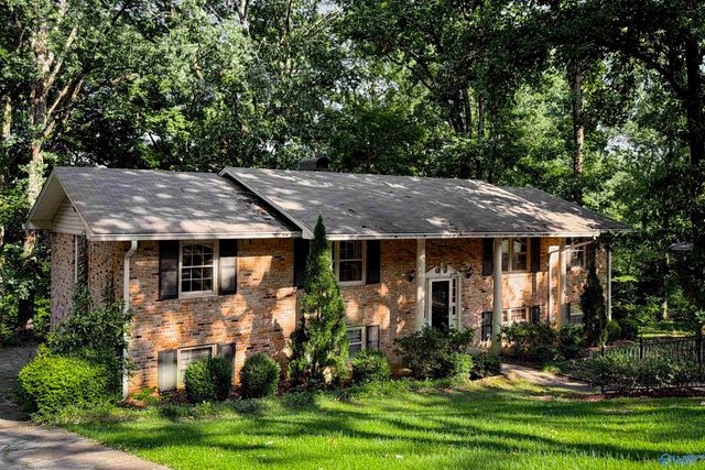 7101 Jones Valley Drive, Huntsville, AL 35802