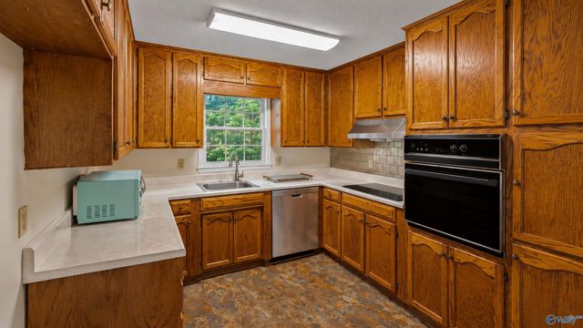 7101 Jones Valley Drive, Huntsville, AL 35802