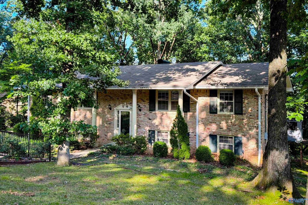 7101 Jones Valley Drive, Huntsville, AL 35802