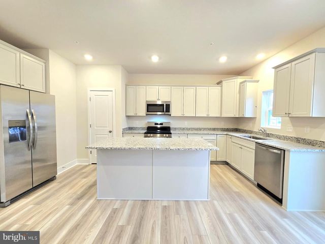 5516 ABERDEEN PL, White Plains, MD 20695