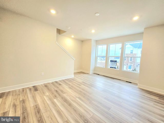 5516 ABERDEEN PL, White Plains, MD 20695