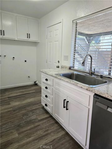 853 Douglas Court, Hemet, CA 92543