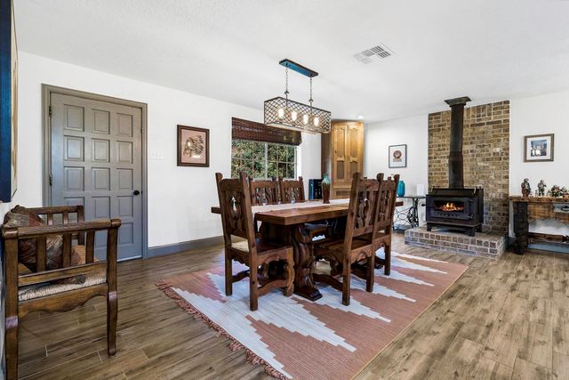 5146 Richardson Rd E, Livingston, TX 77351