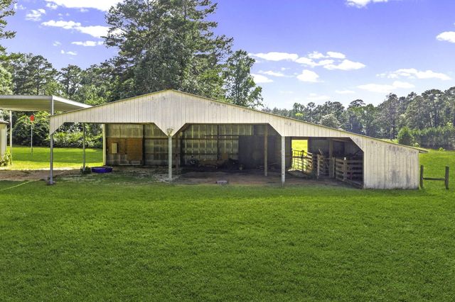 5146 Richardson Rd E, Livingston, TX 77351