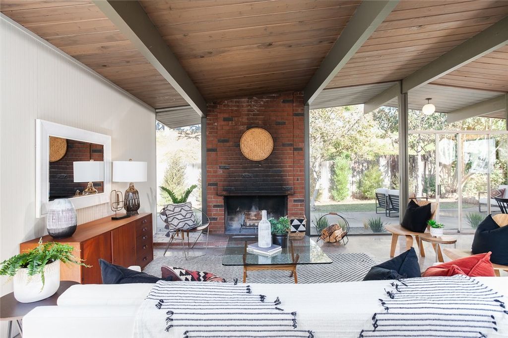 1131 N Encanto, Orange, CA 92869