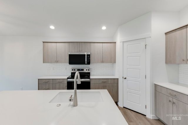 3784 W Maypearl St, Meridian, ID 83642