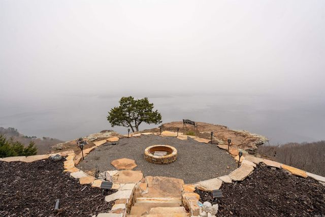 2501 Diamond Bluff Road, Quitman, AR 72131