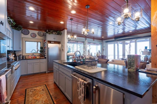 2501 Diamond Bluff Road, Quitman, AR 72131