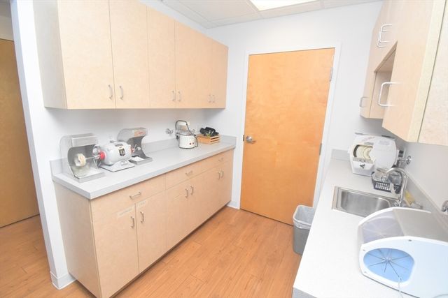 234 Copeland St 330, Quincy, MA 02169