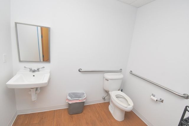 234 Copeland St 330, Quincy, MA 02169