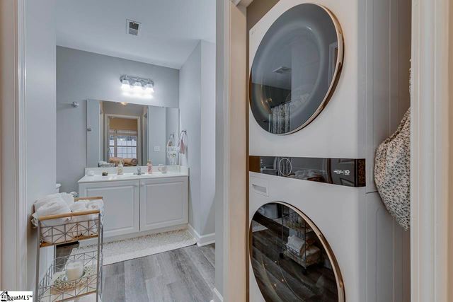 72 Ridgestone Circle, Mauldin, SC 29662