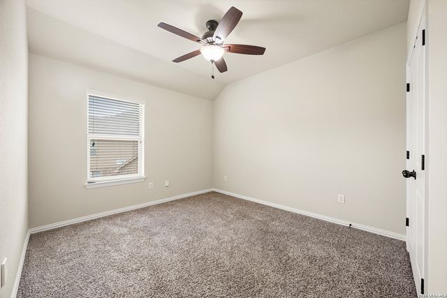24727 Rising Hl, San Antonio, TX 78260