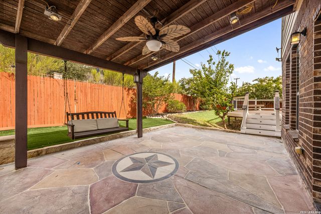 24727 Rising Hl, San Antonio, TX 78260