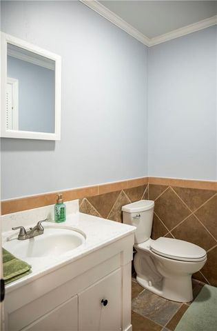 600 E Linwood Terrace, Independence, MO 64055