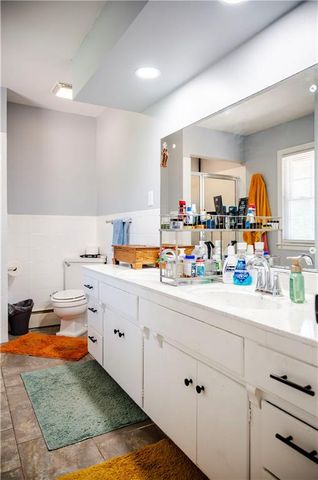 600 E Linwood Terrace, Independence, MO 64055