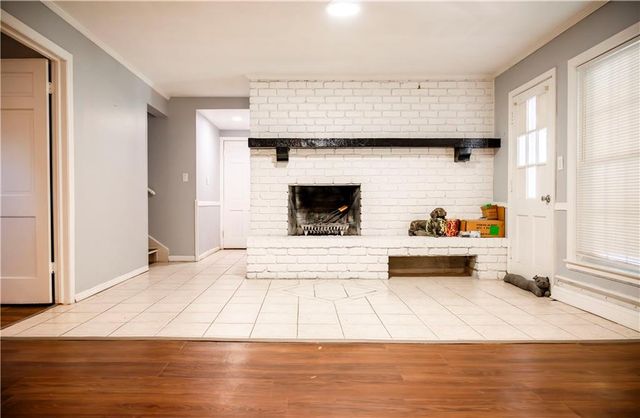 600 E Linwood Terrace, Independence, MO 64055