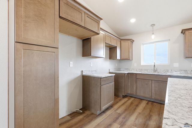 1103 COBALT DR, Rapid City, SD 57701