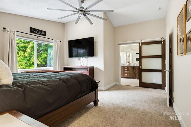 369 S Winthrop Way, Boise, ID 83709
