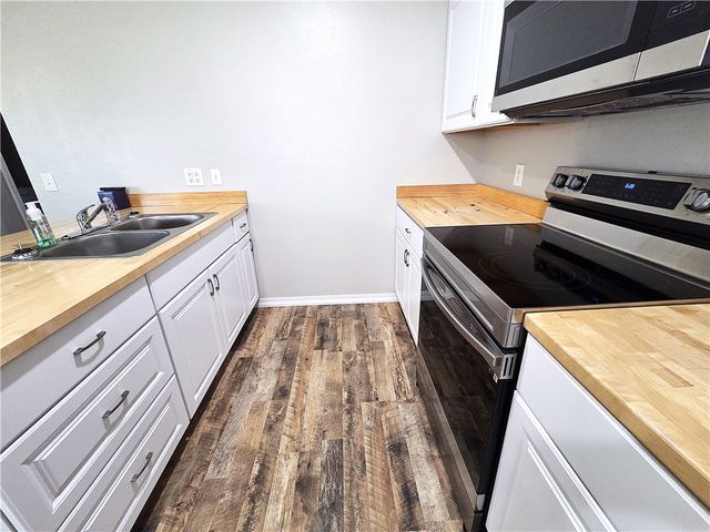 1618 B Campus Drive, Harrison, AR 72601