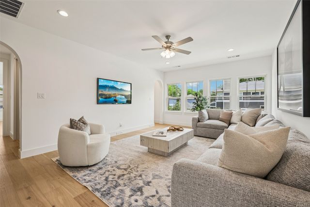 5457 Bonita Avenue, Dallas, TX 75206