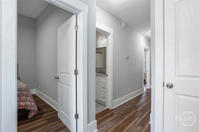 537 E Congress Street B Lower, Savannah, GA 31401