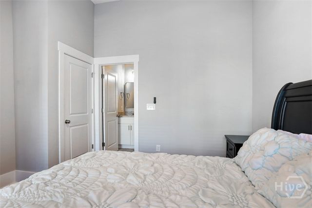 537 E Congress Street B Lower, Savannah, GA 31401