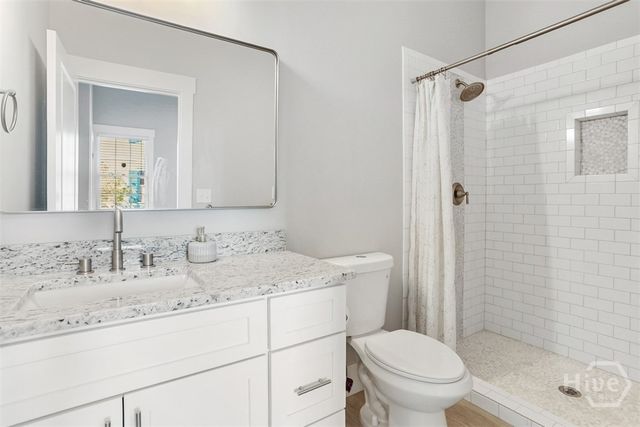 537 E Congress Street B Lower, Savannah, GA 31401