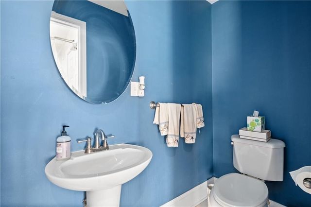 22 Stockholm Street 4, Newport, RI 02840