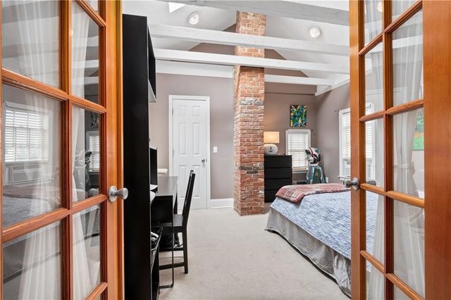 22 Stockholm Street 4, Newport, RI 02840