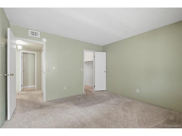 8335 Fairmount Dr 6-203, Denver, CO 80247