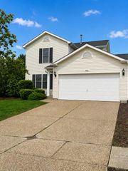 551 Donna Marie Drive 2022A, Wentzville, MO 63385