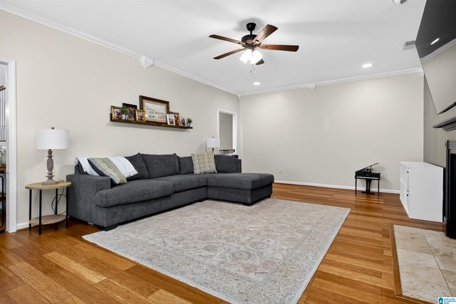 123 COVE LANE, Pelham, AL 35124