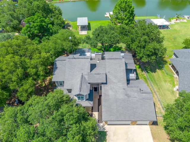 11972 Younger Court, Azle, TX 76020