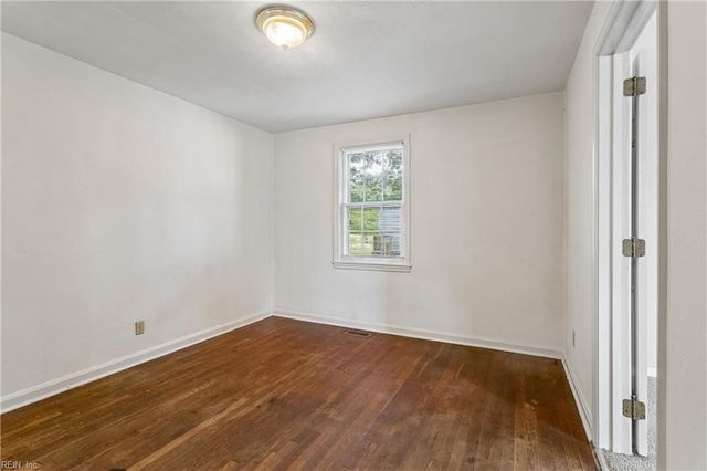 807 Paul ST, Newport News, VA 23605