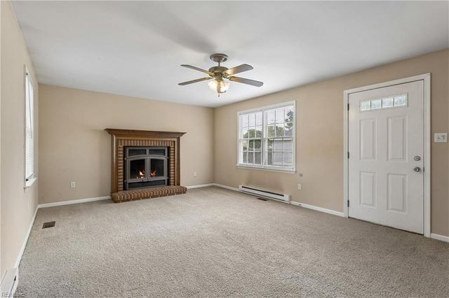 807 Paul ST, Newport News, VA 23605