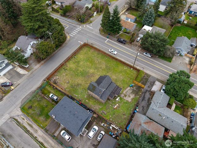 11205 12th Avenue SW, Seattle, WA 98146
