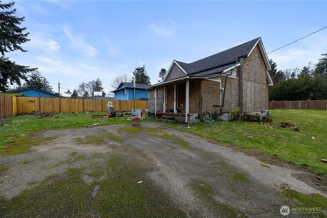 11205 12th Avenue SW, Seattle, WA 98146