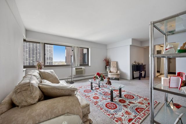 7337 S South Shore Drive 1227, Chicago, IL 60649