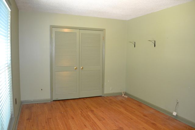 867 Colony Drive F-117, Charleston, SC 29407