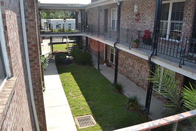 867 Colony Drive F-117, Charleston, SC 29407