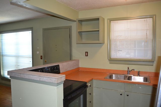 867 Colony Drive F-117, Charleston, SC 29407