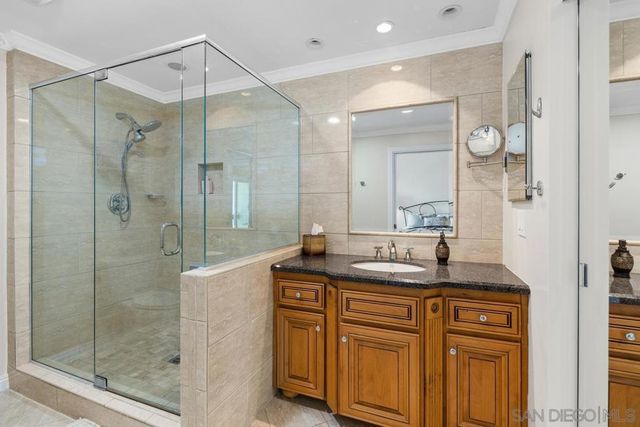 6770 Caminito Del Greco, San Diego, CA 92120