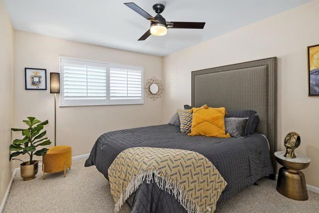 6770 Caminito Del Greco, San Diego, CA 92120