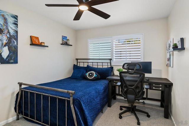 6770 Caminito Del Greco, San Diego, CA 92120