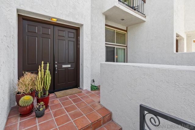 6770 Caminito Del Greco, San Diego, CA 92120