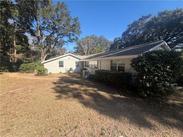 920 Pace Parkway, Mobile, AL 36693